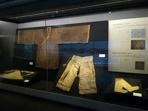 八百年前的南宋"衣橱":赵伯澐墓出土服饰的应急保护(下)